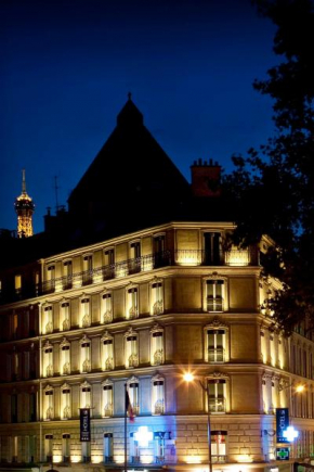 Отель Marceau Champs-Elysées  Париж